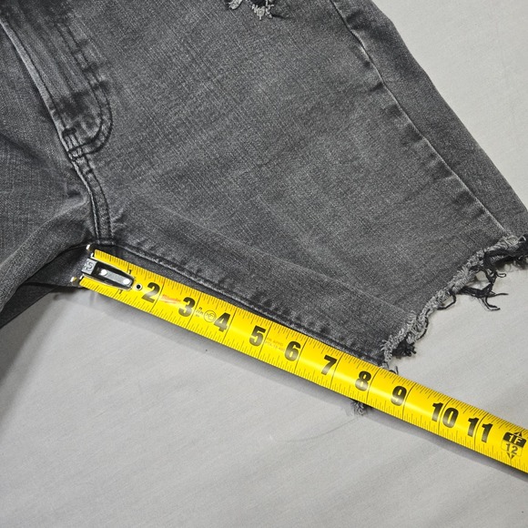 Abercrombie & Fitch Mens Distressed Denim Shorts Faded Black 28‎ Raw Hem Cut Off - Picture 5 of 6